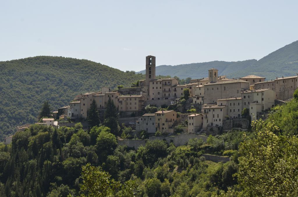 La Torre Del Cerreto Villa Cerreto di Spoleto Exteriör bild